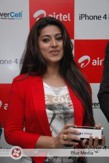 Sneha at Airtel Iphone Launch - Pictures | Picture 130418